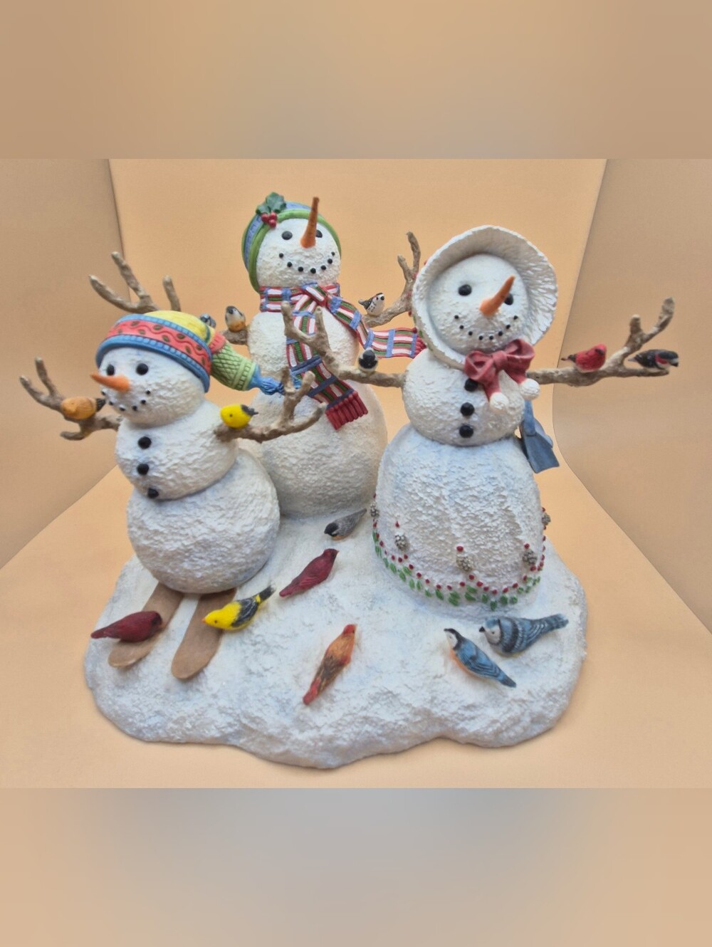Birds of a Feather" Snowman Family Sculpture, Lenox, year 2000 Lynn Bywaters